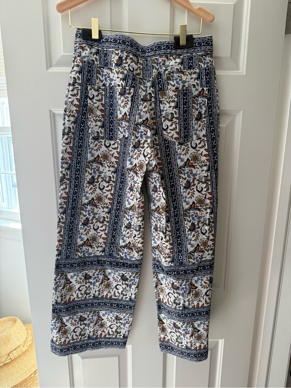 Julia Amory Pants, Size M - Picture 2 of 4